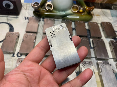 Handmade Brass Mechanical Automatic Ignition Gasoline Lighter And Titanium Alloy Material Gift Box