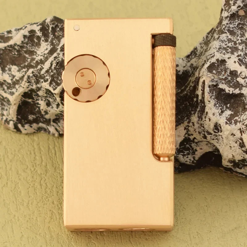 Vintage Heavy duty Trench Handmade Kerosene Lighter Brass Large Capacity Oil Tank Grinding Wheel Ignition Collection Lighters