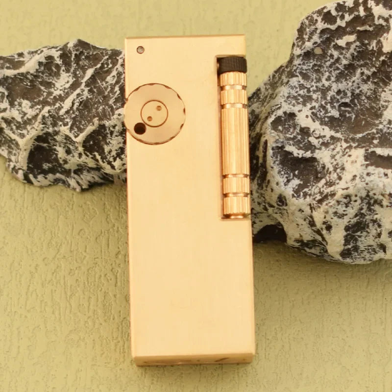 Vintage Heavy duty Trench Handmade Kerosene Lighter Brass Large Capacity Oil Tank Grinding Wheel Ignition Collection Lighters