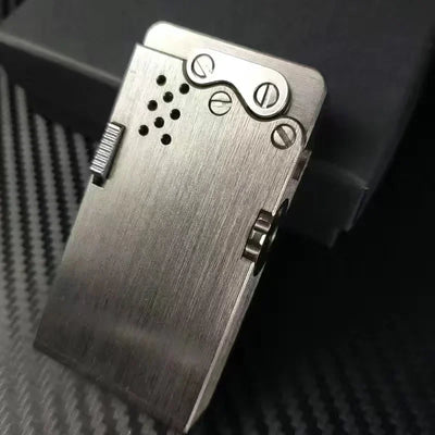 Handmade Brass Mechanical Automatic Ignition Gasoline Lighter And Titanium Alloy Material Gift Box